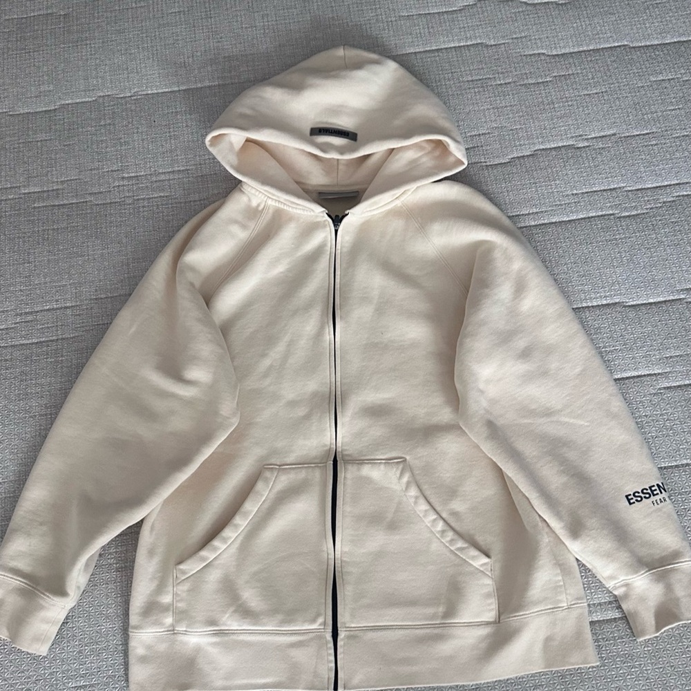 FEAR OF GOD ESSENTIALS CREAM ZIP UP HOODIE